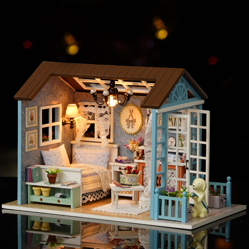 Miniature Dollhouse Model Wooden Toy House with Furniture for Kids